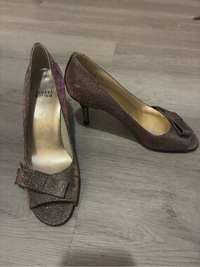 Stuart Weitzman Metallic Shimmer Bow Peep Toe Pumps Heel size 7M